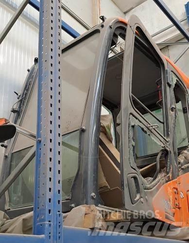 Doosan DX235NLC-5 Maszyny budowlane - Inne