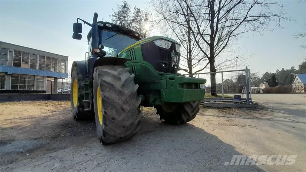 John Deere 6215R Ciągniki rolnicze