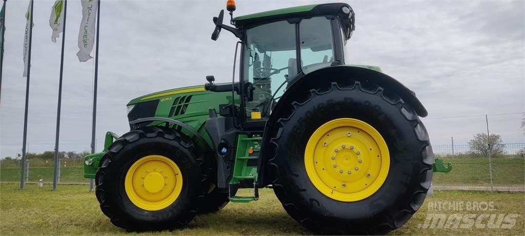 John Deere 6215R Ciągniki rolnicze
