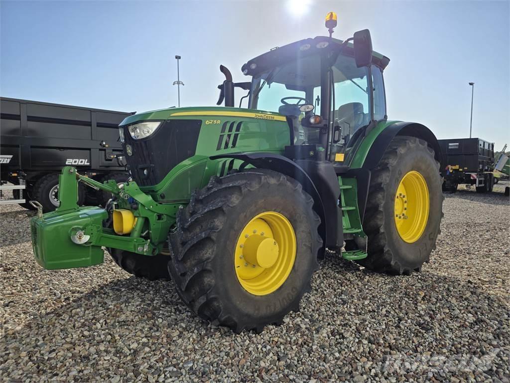 John Deere 6215R Ciągniki rolnicze