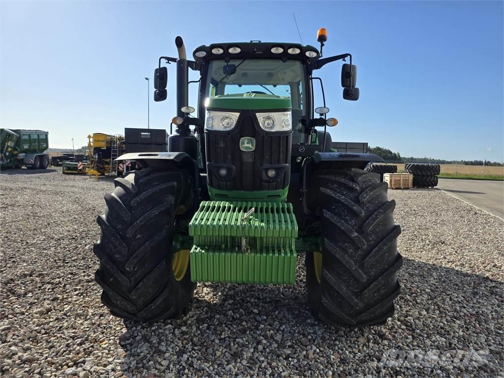 John Deere 6215R Ciągniki rolnicze