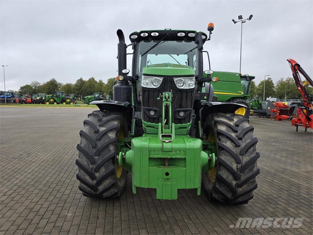 John Deere 6215R Ciągniki rolnicze