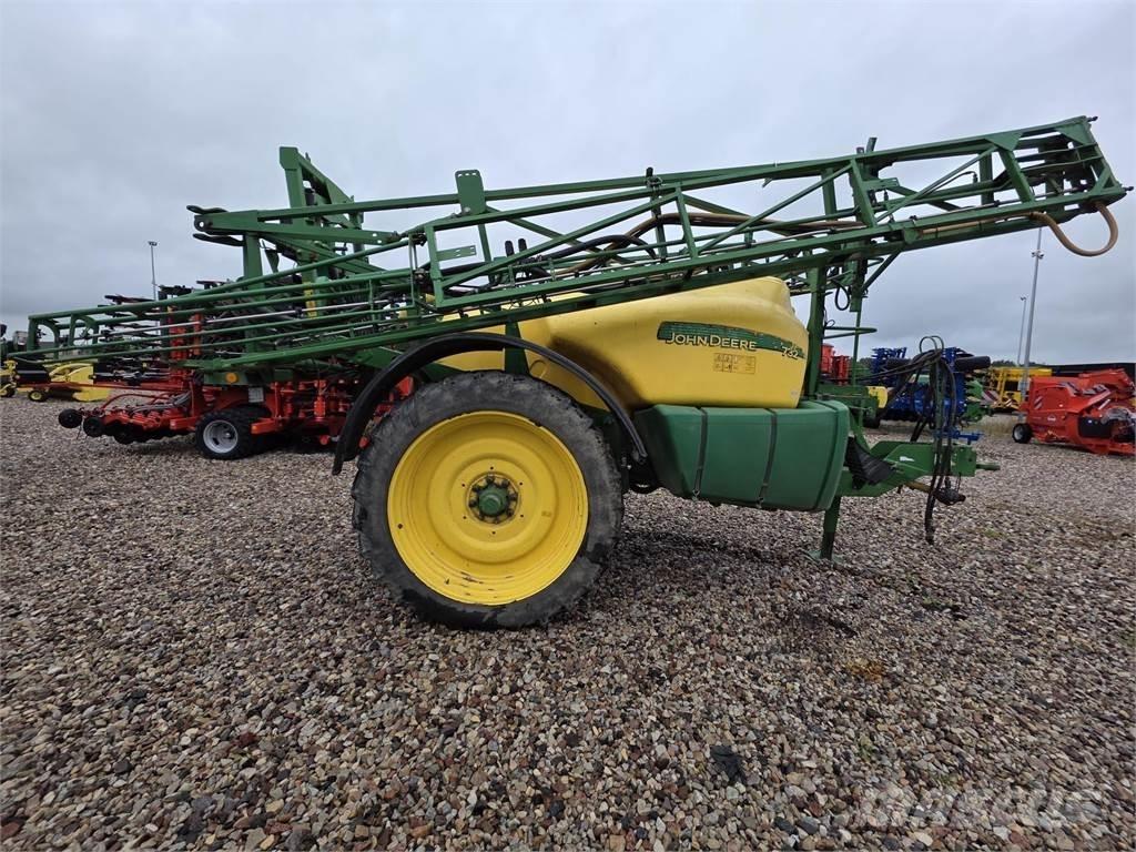 John Deere 732 Opryskiwacze do winorośli