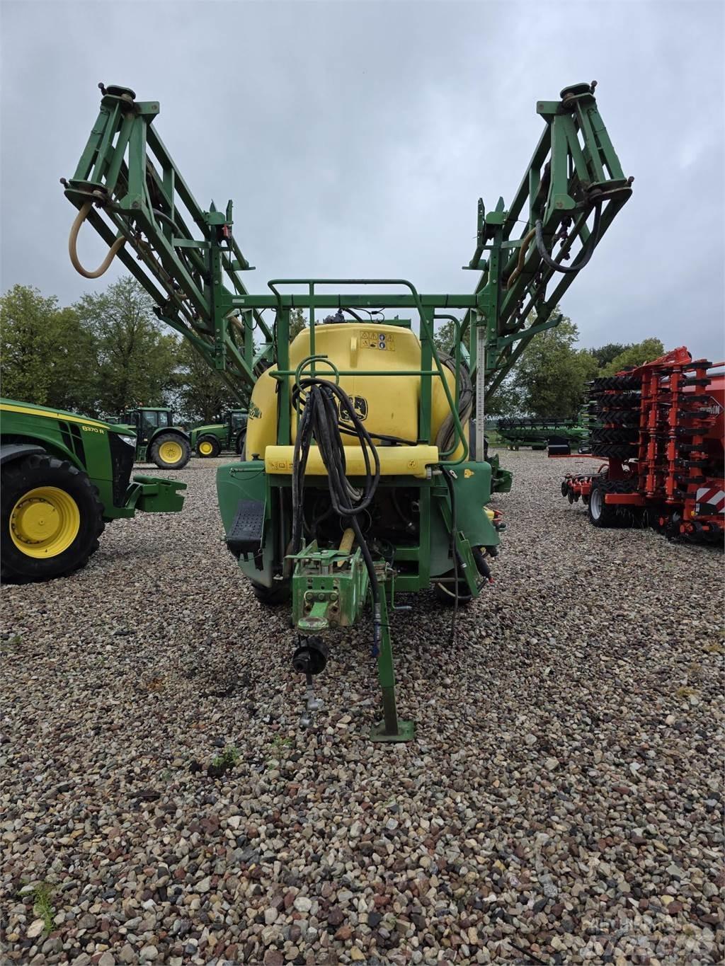 John Deere 732 Opryskiwacze do winorośli