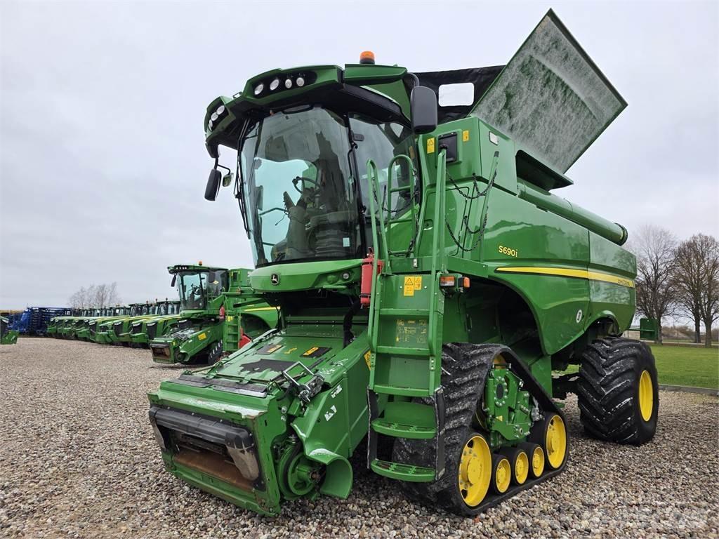 John Deere S690 Kombajny zbożowe