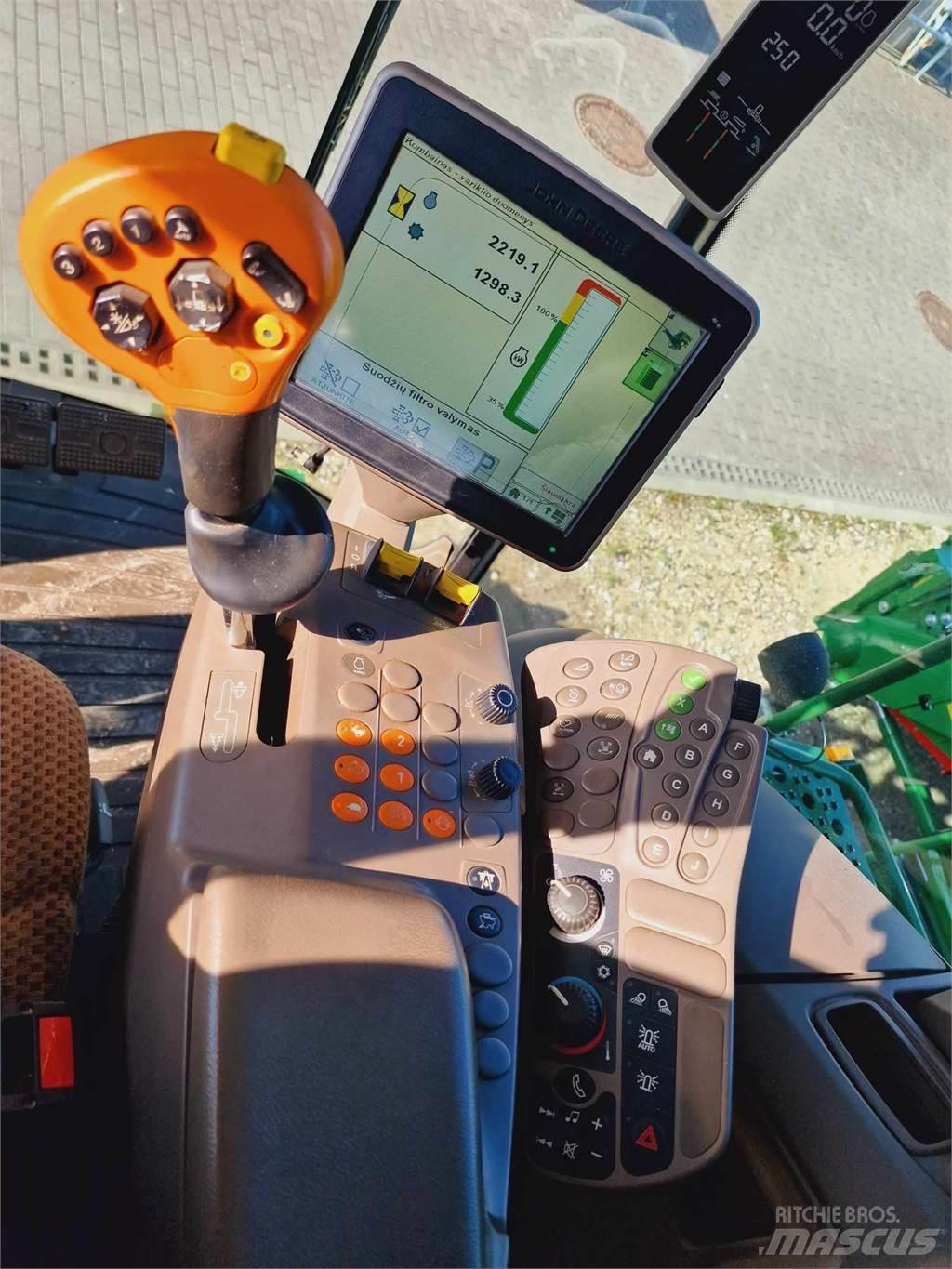 John Deere T660 Kombajny zbożowe