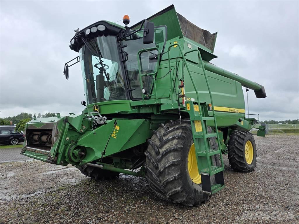 John Deere T670 Kombajny zbożowe