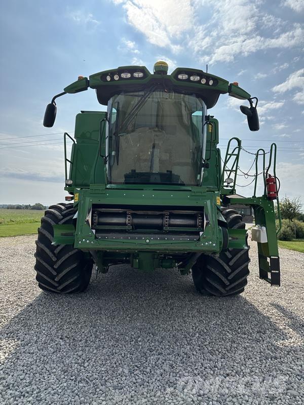John Deere T670 Kombajny zbożowe