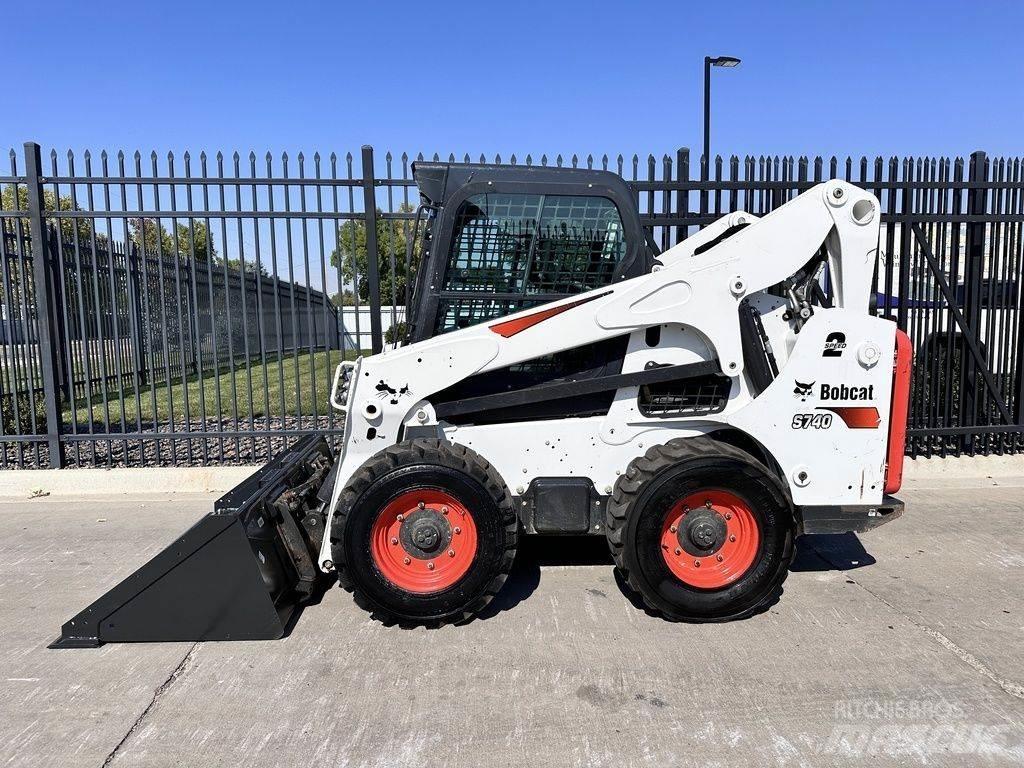 Bobcat S740 Ładowarki burtowe