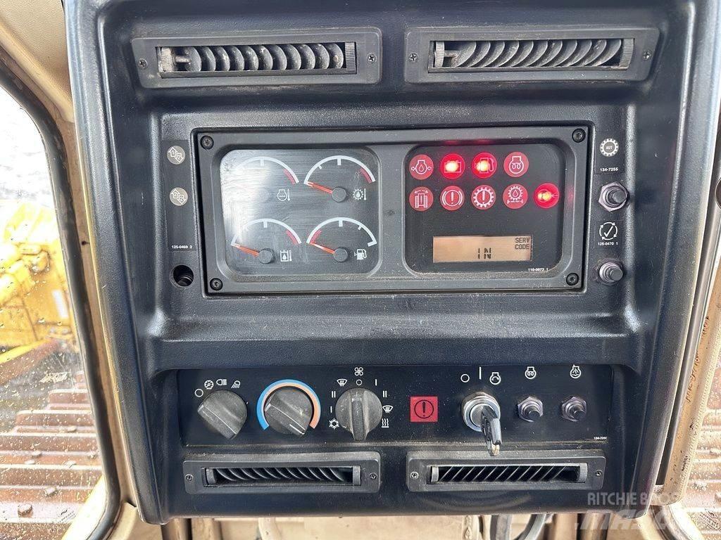 CAT D6M XL Spycharki gąsienicowe