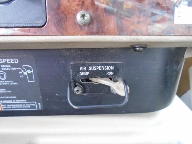 International 5900 Inne