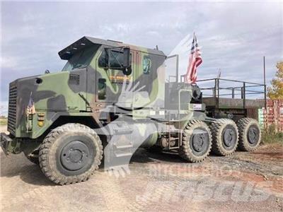 Oshkosh M1070 Maszyny budowlane - Inne
