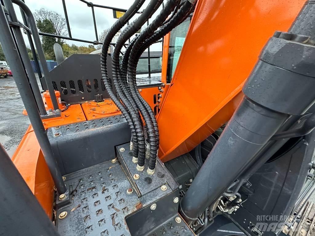 Doosan DX 140 LCR Koparki gąsienicowe