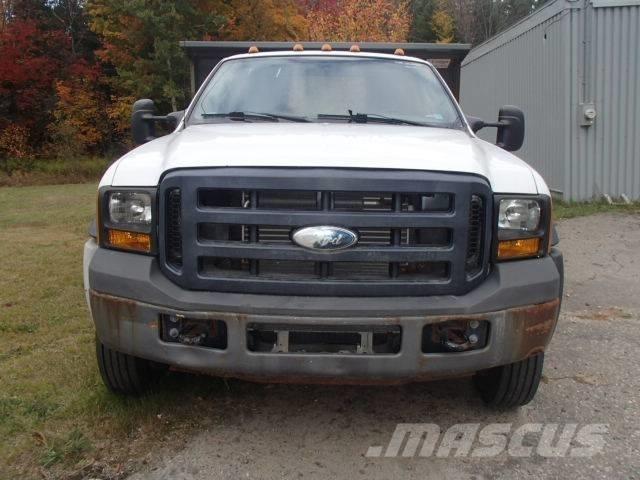 Ford F 550 Ciężarówki typu Platforma / Skrzynia