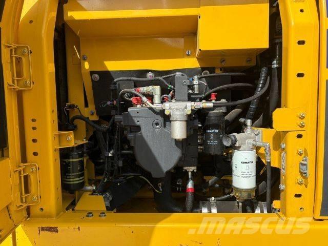 Komatsu PC 210 LC-11 Koparki gąsienicowe