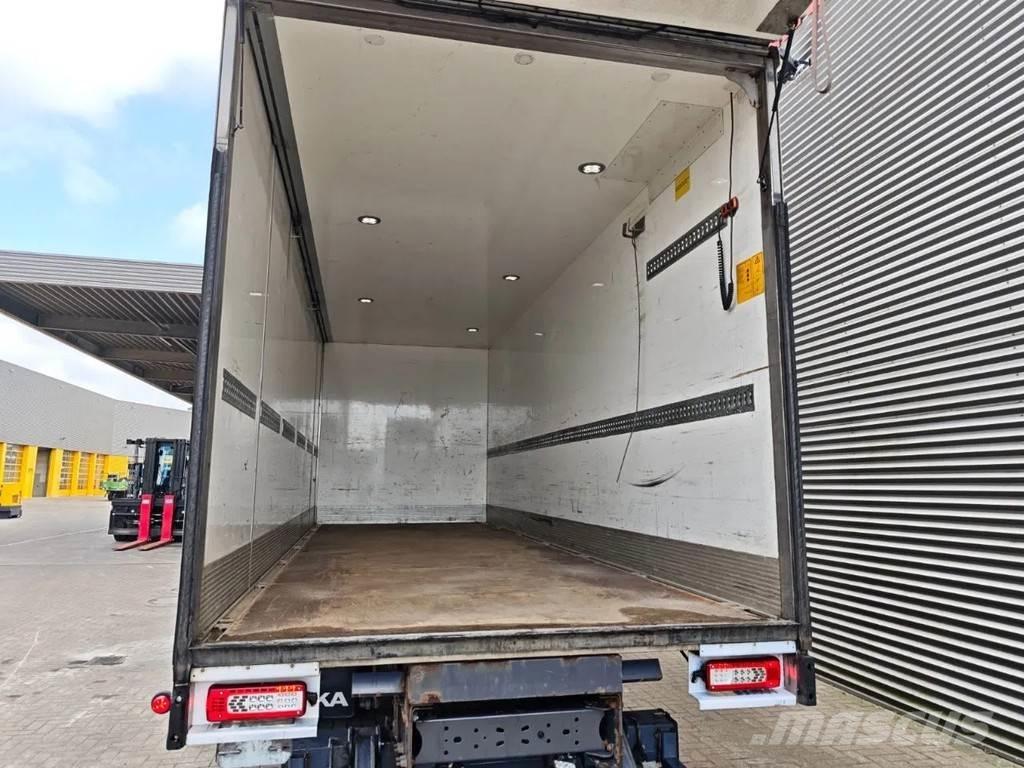 Volvo FM 340 4x2 Samochody ciężarowe ze skrzynią zamkniętą