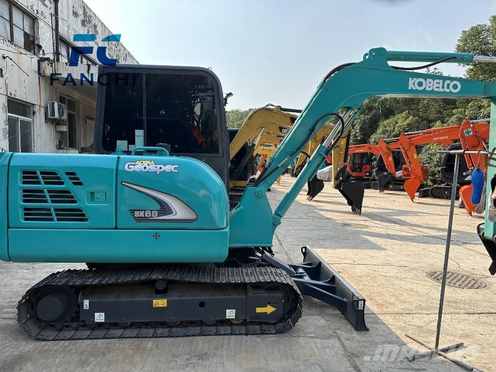 Kobelco SK 60 Koparki gąsienicowe