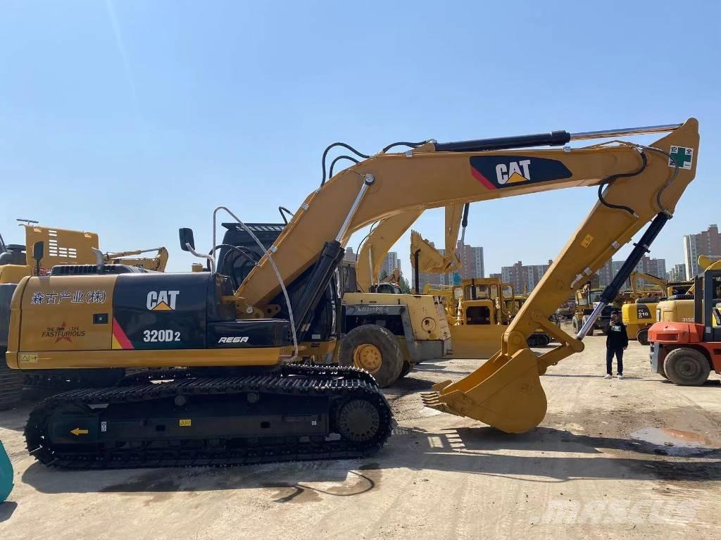 CAT 320 D 2 Midikoparki  7t - 12t