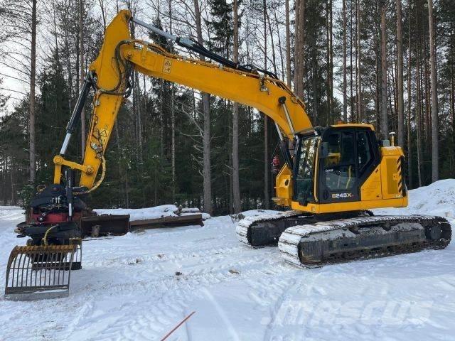 JCB 245 XR Koparki gąsienicowe