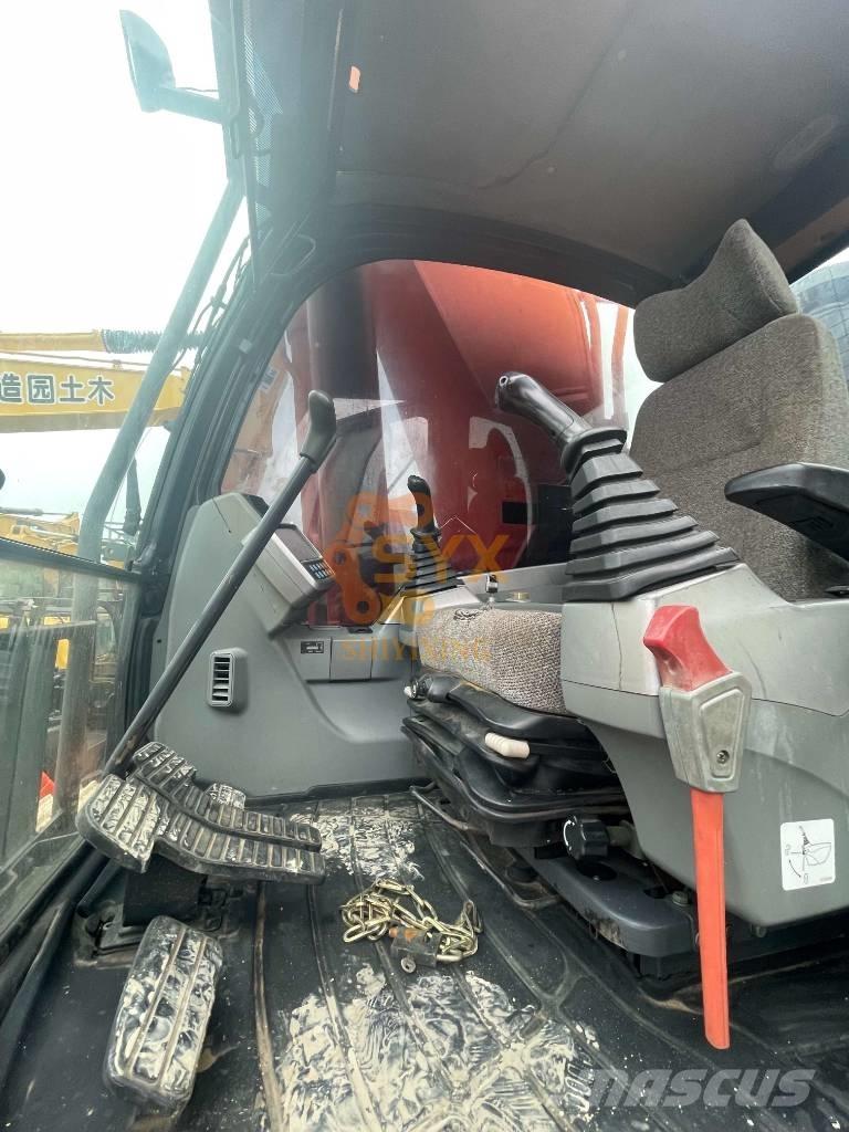 Doosan DX500 LCA Koparki gąsienicowe