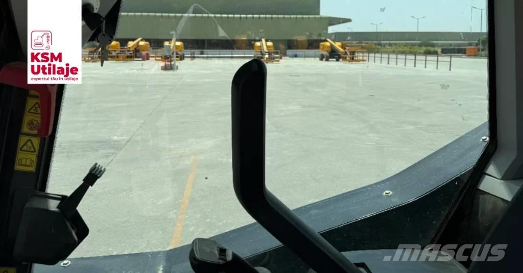 JCB 205 Ładowarki burtowe