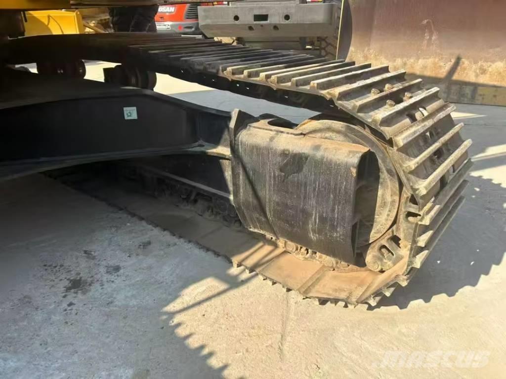 CAT 330D2L Koparki gąsienicowe