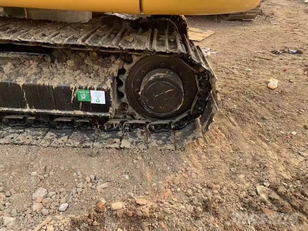 CAT 307 Minikoparki