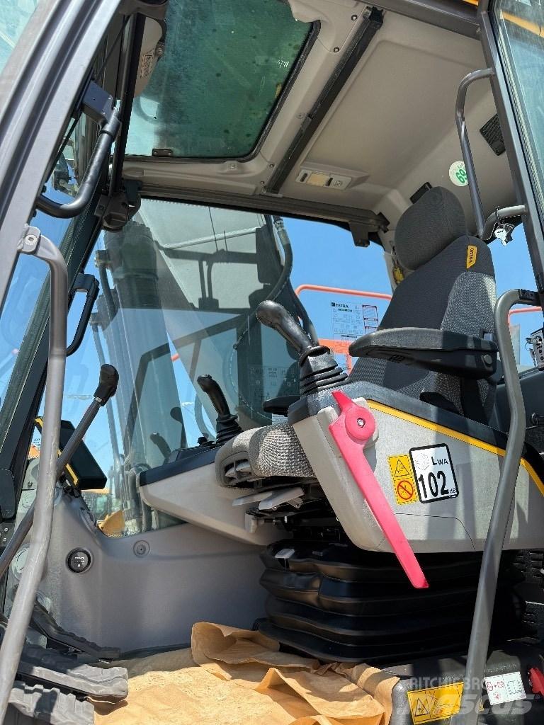 Volvo EC 220 E Koparki gąsienicowe