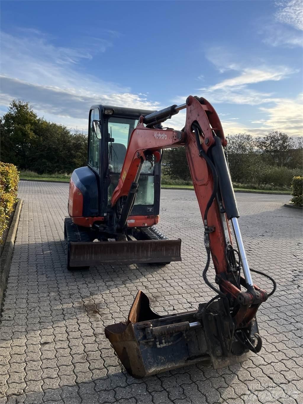 Kubota U27-4 GL HI Minikoparki