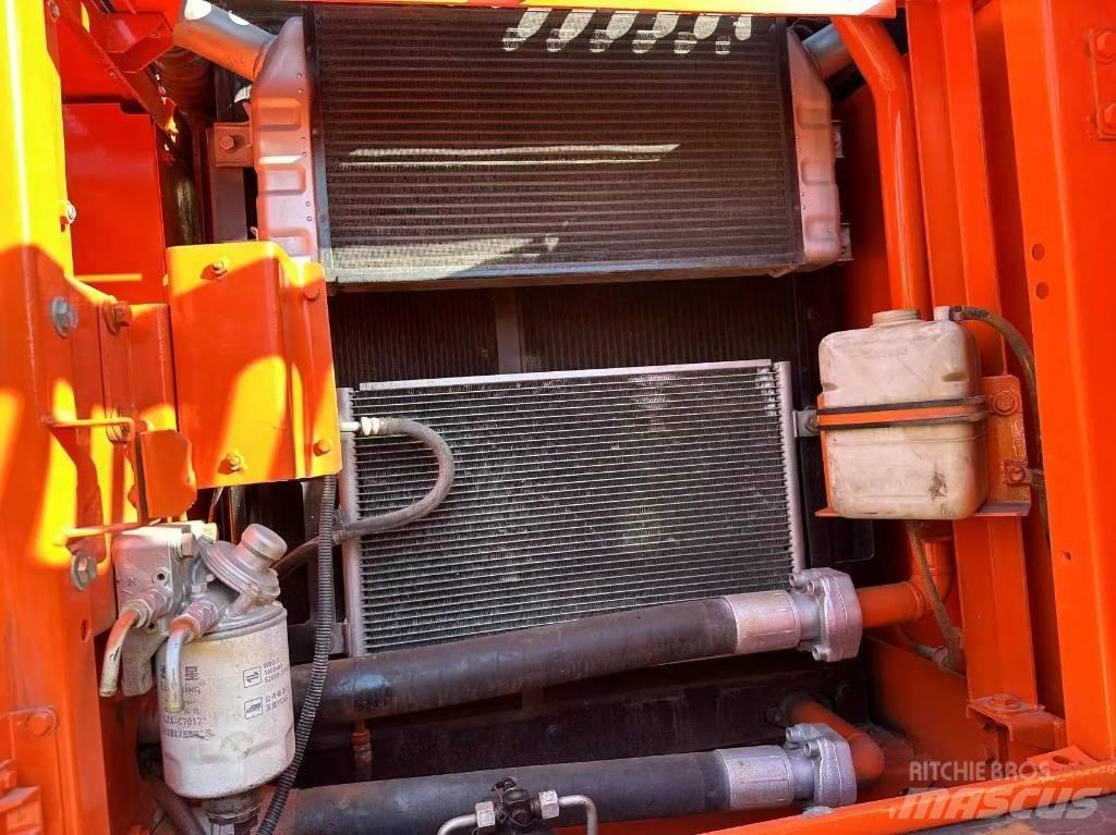 Doosan DX 225 LC Minikoparki