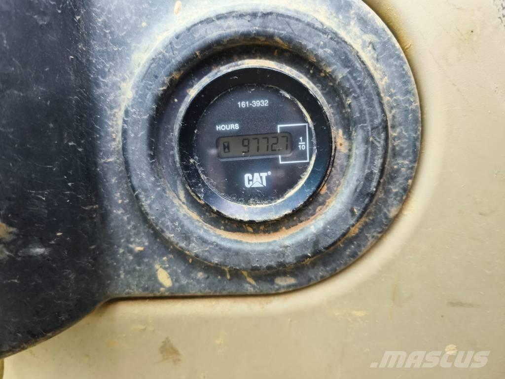 CAT 318 C Koparki gąsienicowe