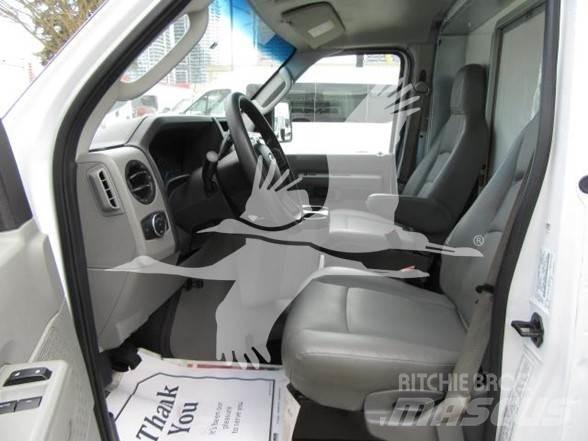 Ford E450 Maszyny budowlane - Inne