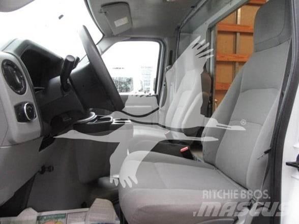 Ford E450 Maszyny budowlane - Inne