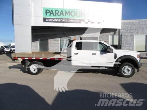 Ford F550 Ciężarówki typu Platforma / Skrzynia