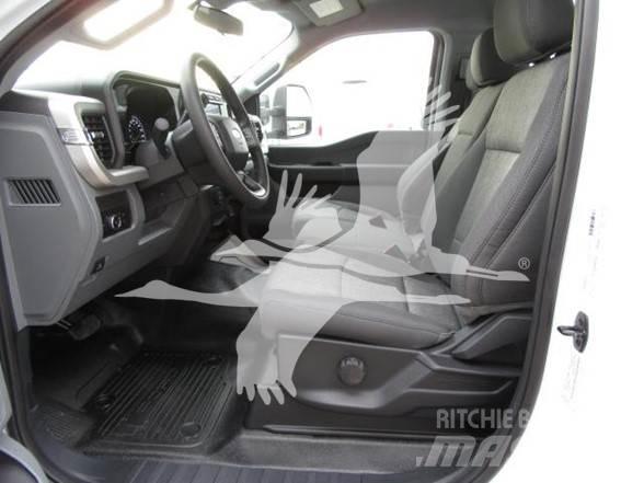 Ford F550 Maszyny budowlane - Inne