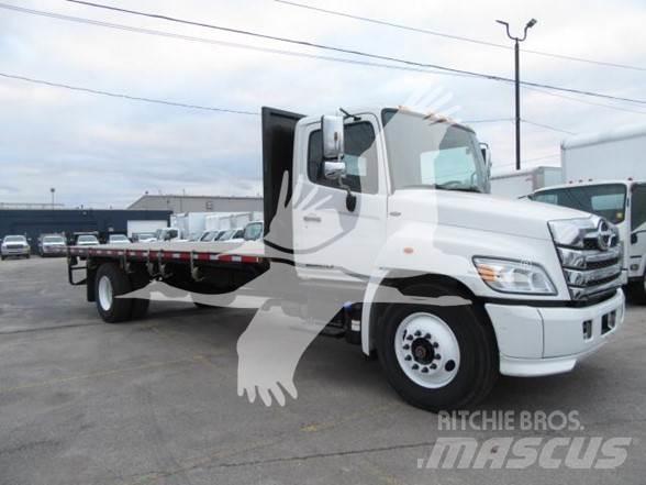Hino L7 Ciężarówki typu Platforma / Skrzynia