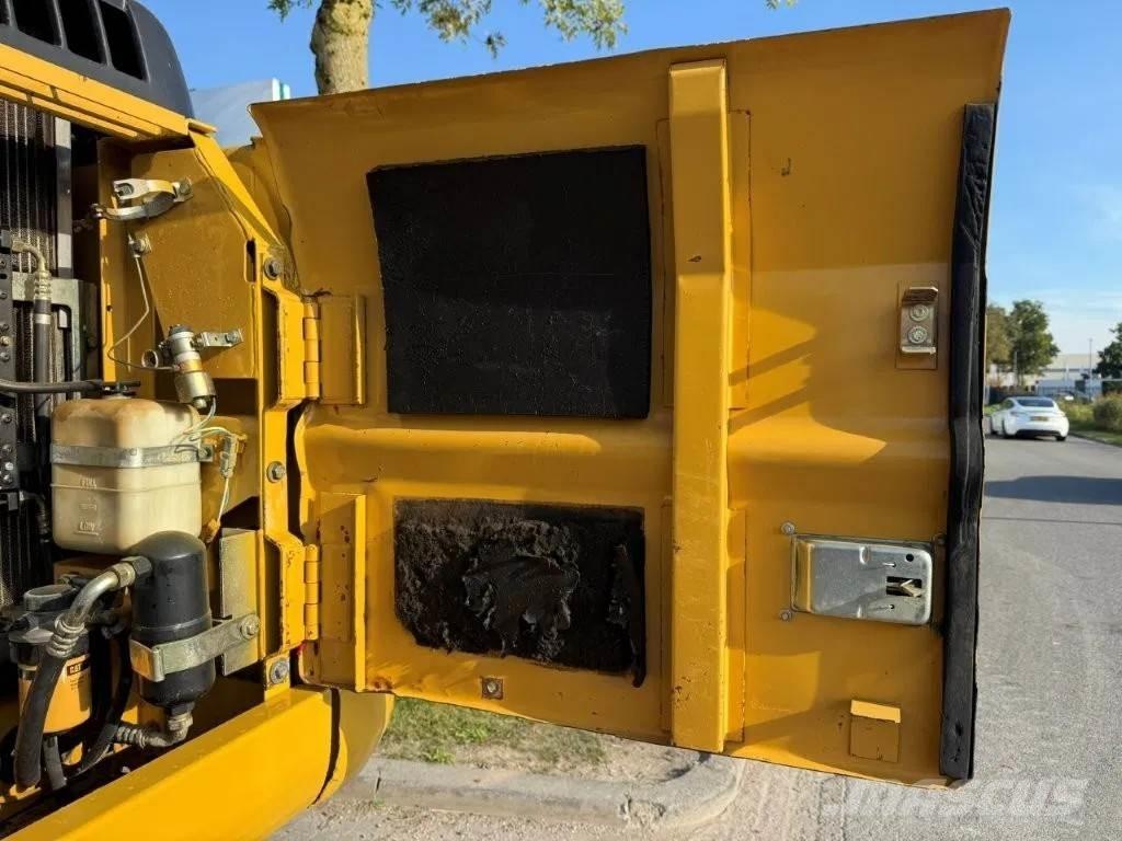 CAT 320BLN Koparko-ładowarki