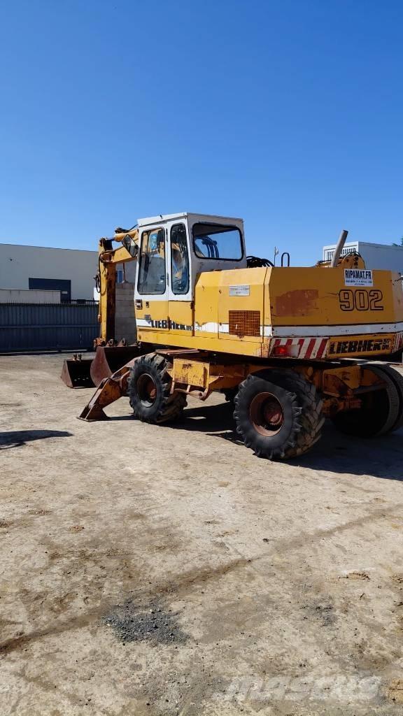 Liebherr A 902 Koparki kołowe