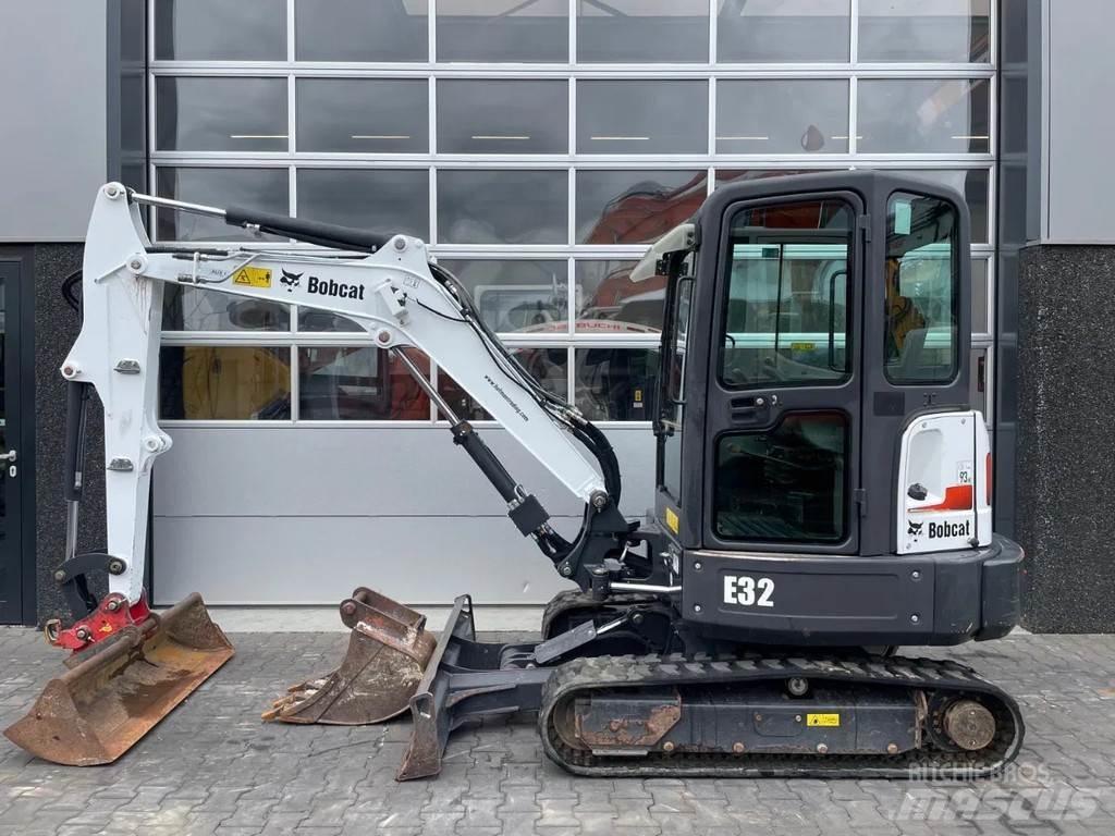 Bobcat E32 | A/C Minikoparki