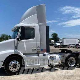Volvo VNL 64T200 Ciągniki siodłowe