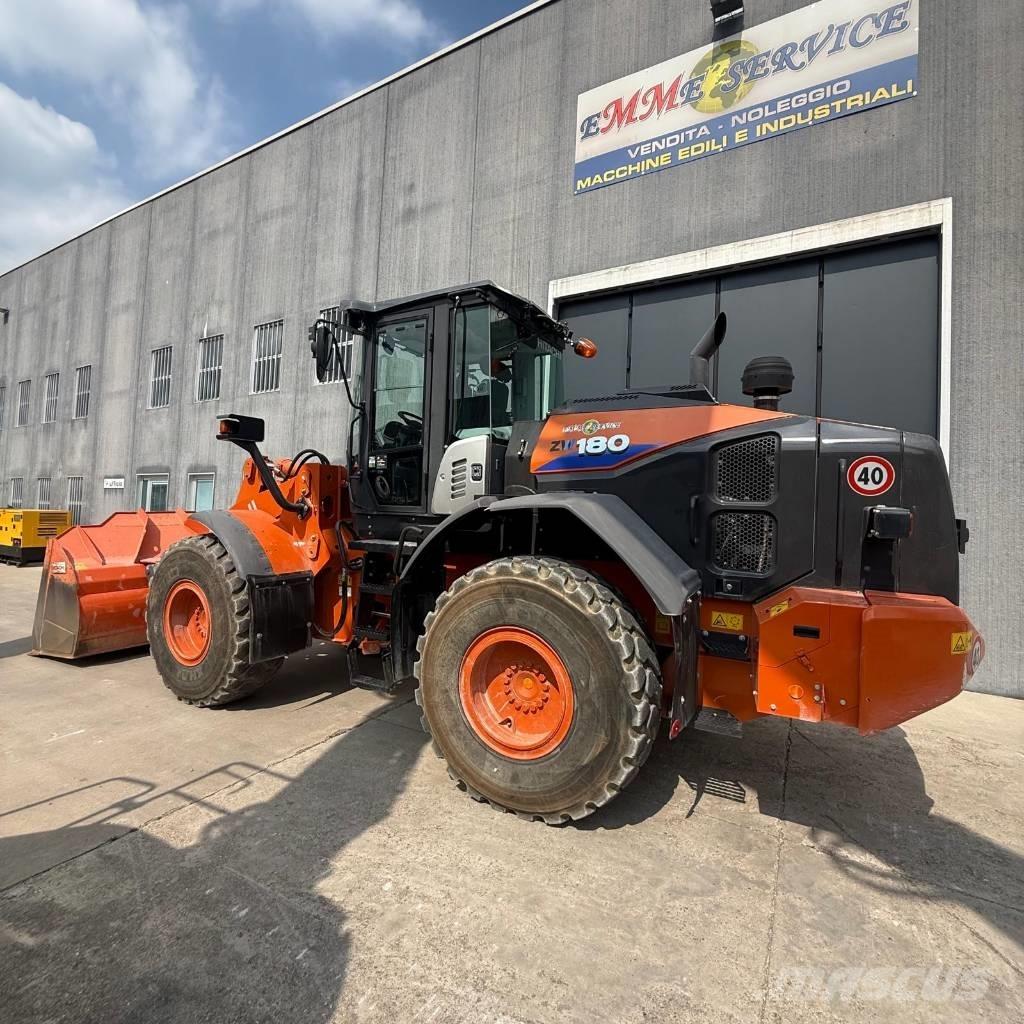 Hitachi ZW180-6 Ładowarki kołowe