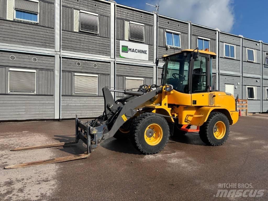 Volvo L 30 GS Ładowarki kołowe