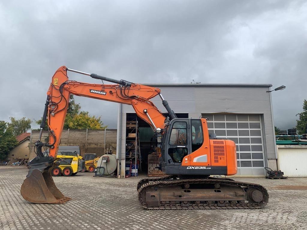 Doosan DX 235 LCR-5 Koparki gąsienicowe