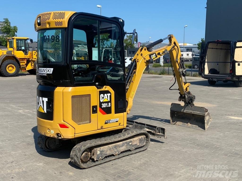 CAT 301.8 Minikoparki