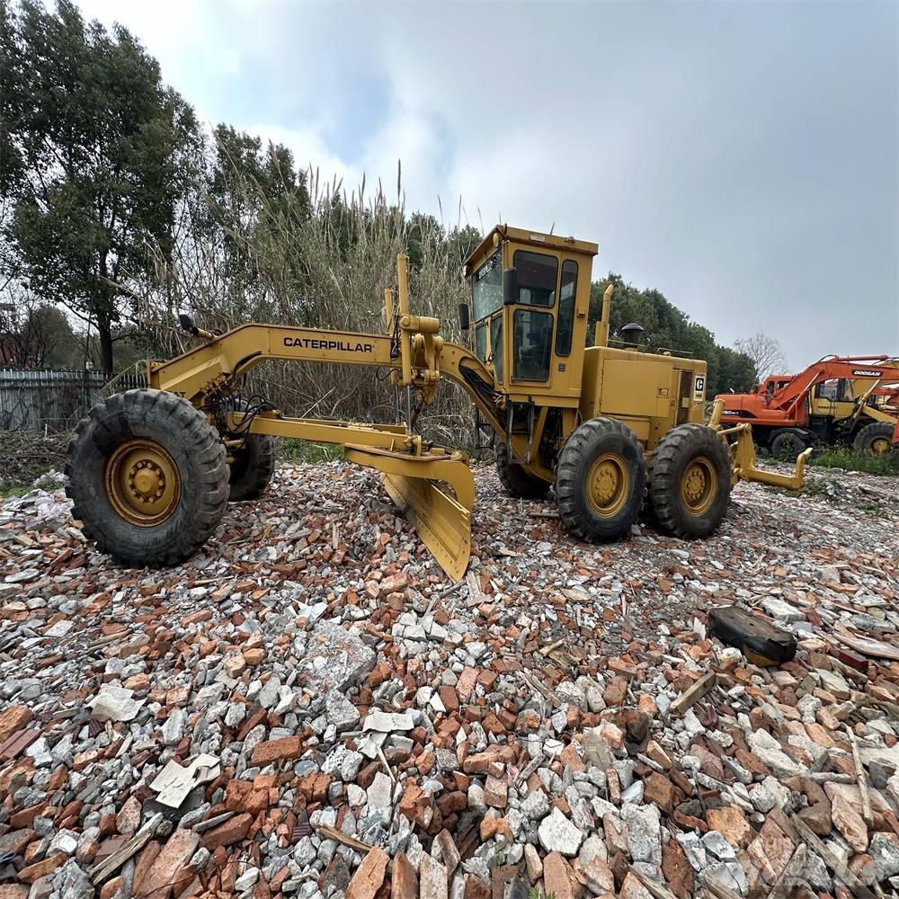 CAT 140 G Równiarki