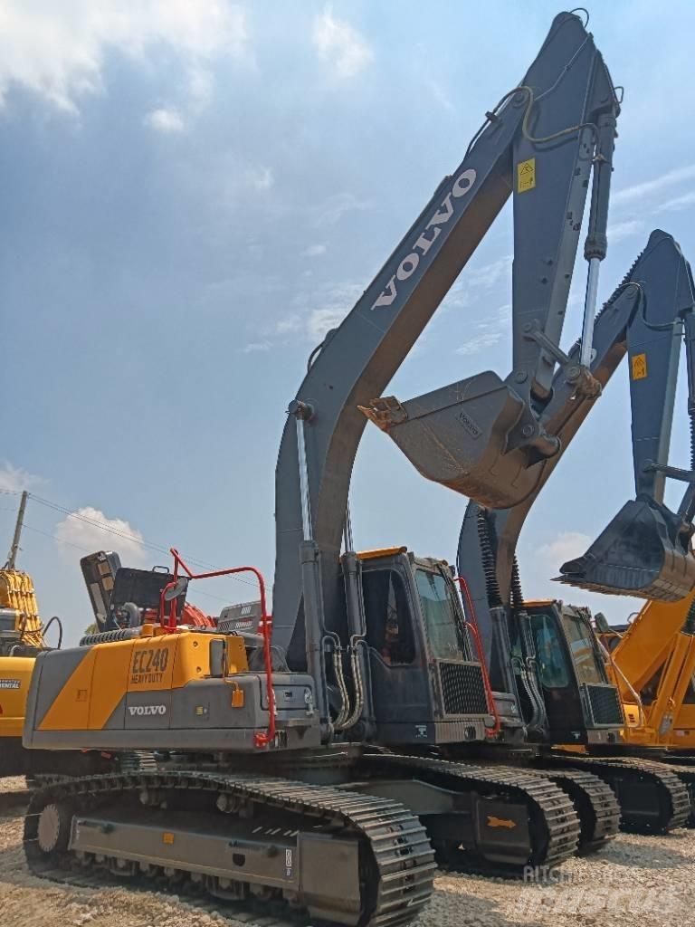 Volvo EC 240 Koparki gąsienicowe