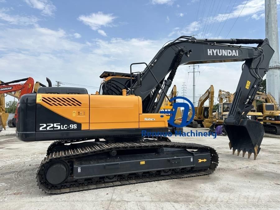 Hyundai 225LC-9S Koparki gąsienicowe