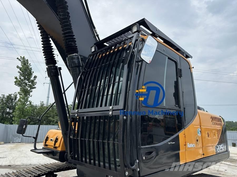 Hyundai 225LC-9S Koparki gąsienicowe