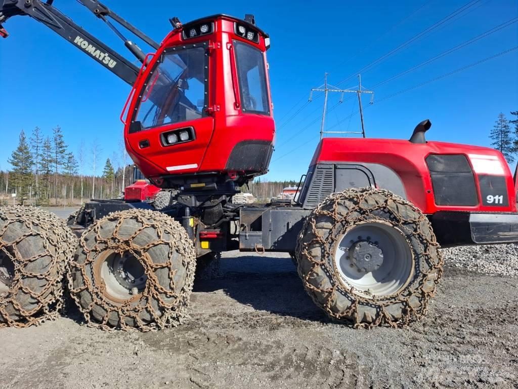 Komatsu 911 Harwestery