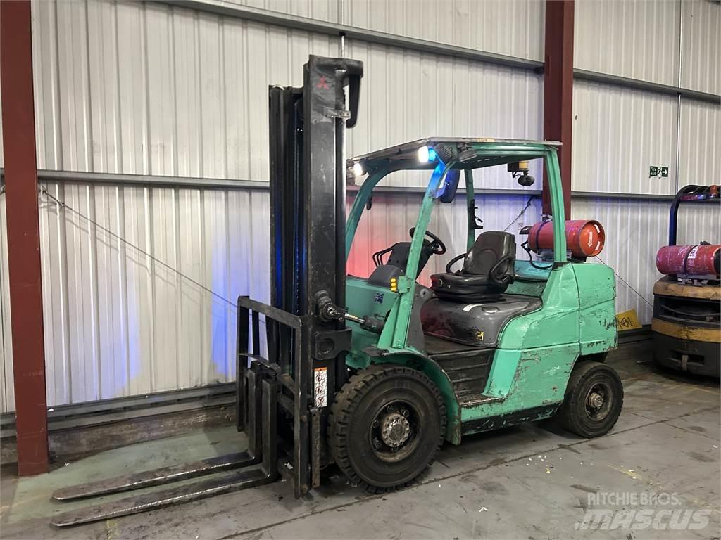 Mitsubishi FG40NT Wózki LPG